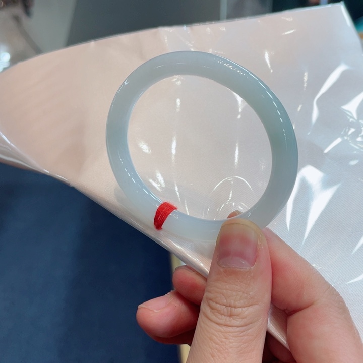 翡翠未镶嵌手镯买断