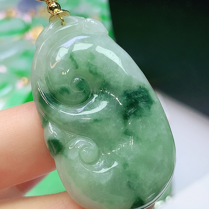翡翠未镶嵌颈饰翡翠