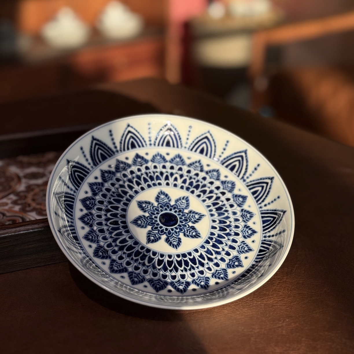 仿明青花璎珞宝相纹壶承 茶盘 手工有差异