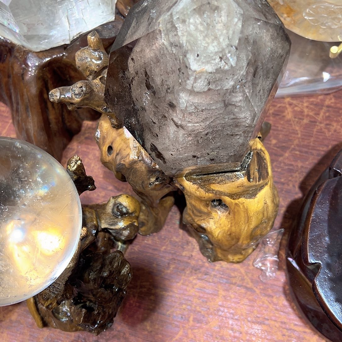 H****未镶嵌紫晶大型摆件（非配饰）