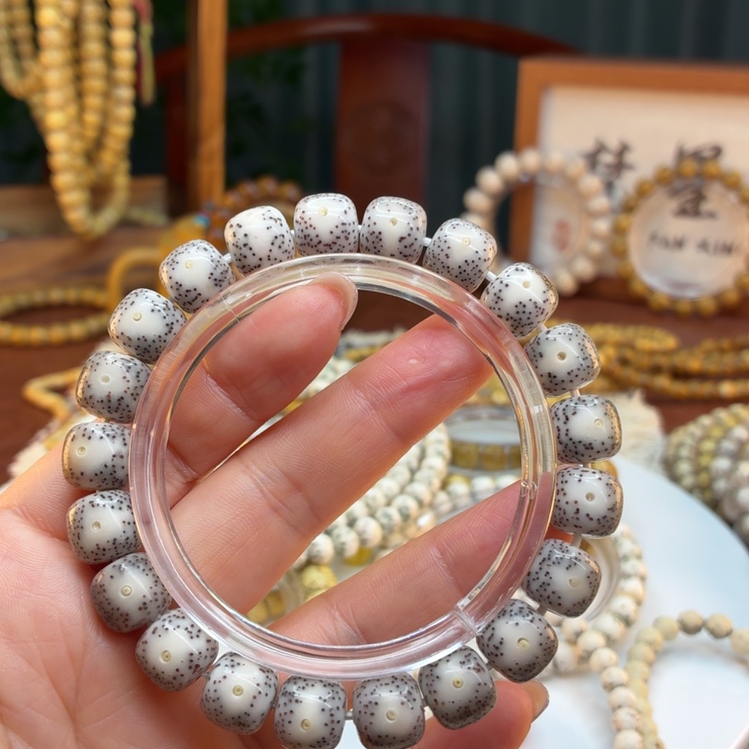 手串星月菩提海南星月菩提奶奶灰糯冰卡11