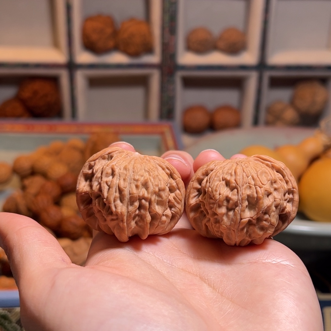 桃核把件39全品蝴蝶磨