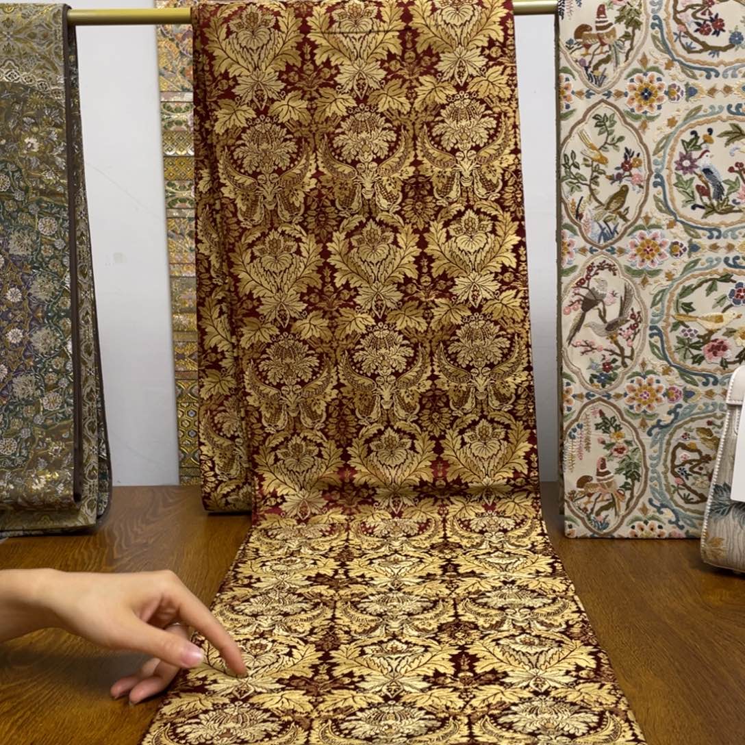 织绣绍巴细密织工艺