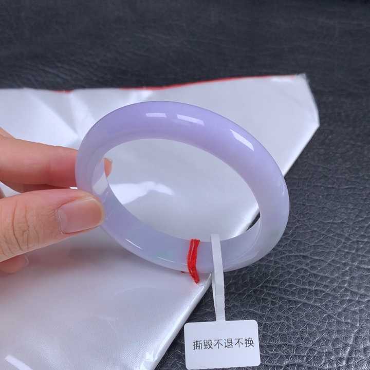 翡翠未镶嵌手镯  