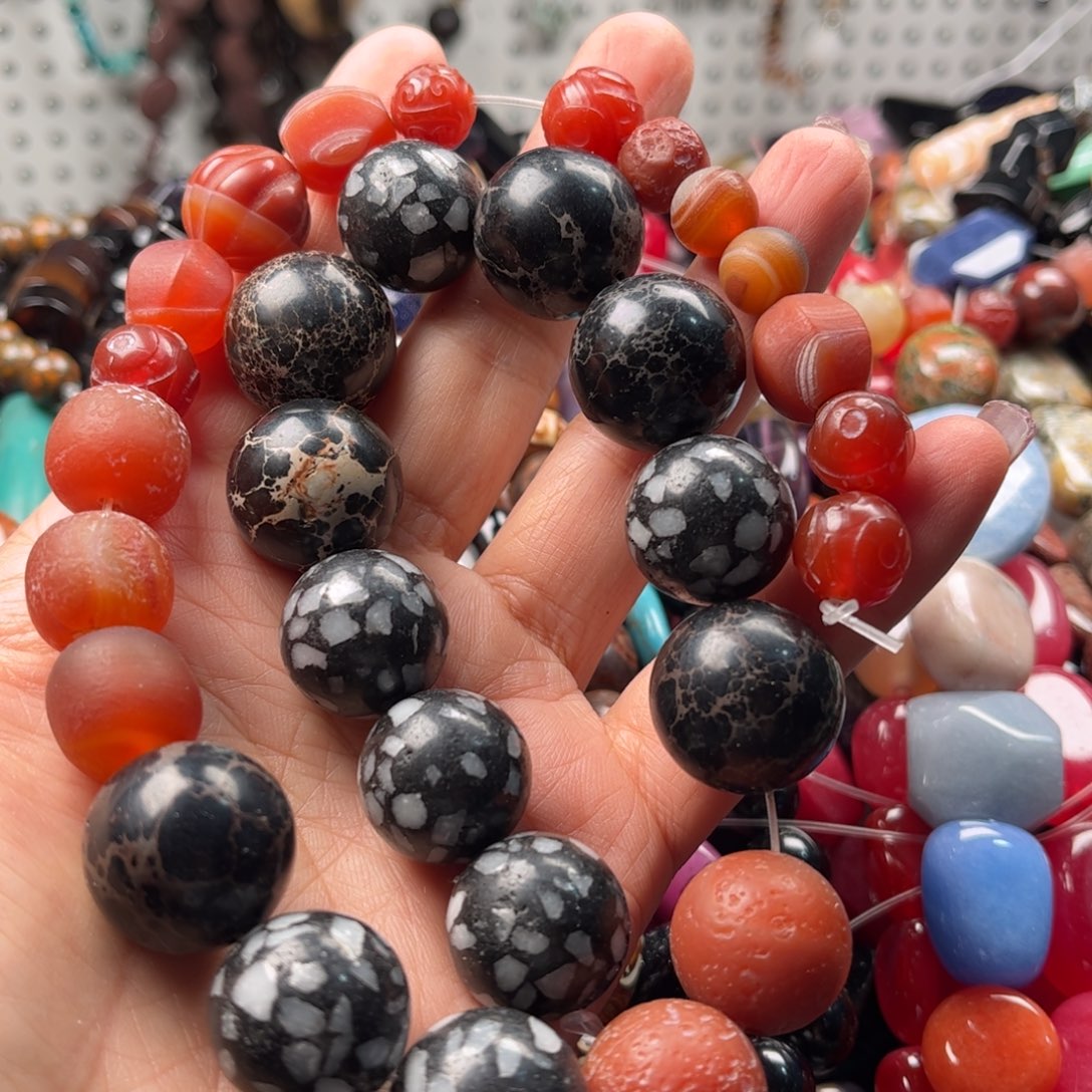 石英质玉珠宝奇石未镶嵌图