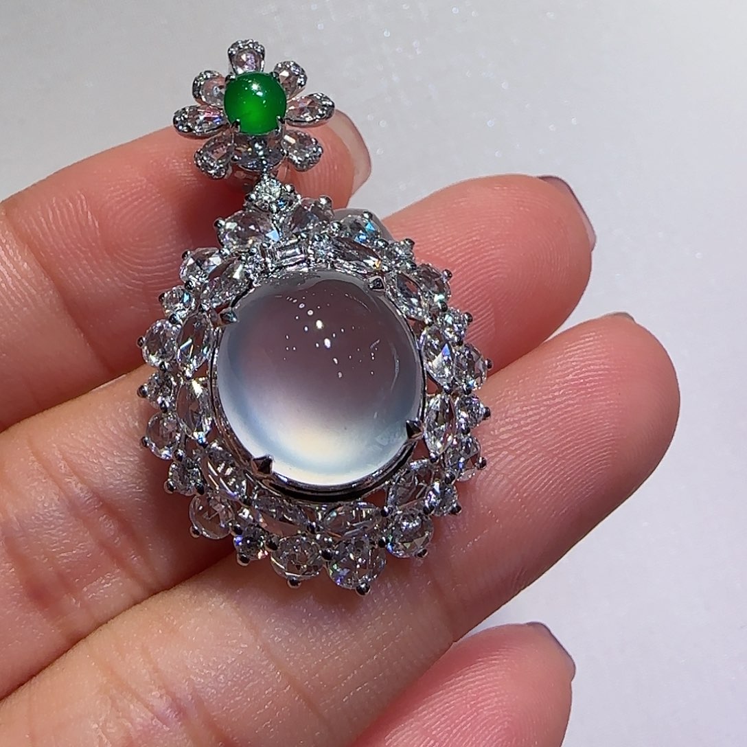 翡翠吊坠(不含链)18K金镶嵌吊坠