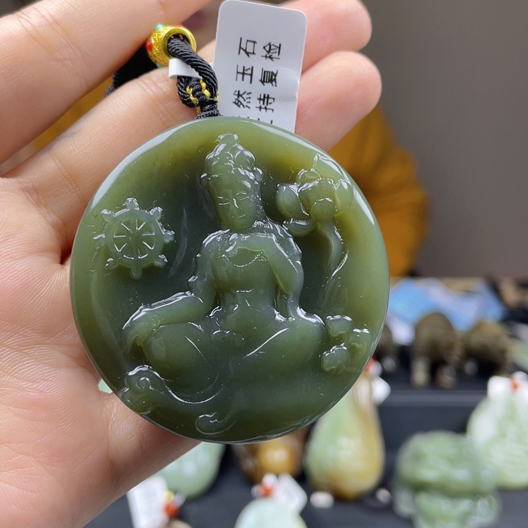 和田玉未镶嵌颈饰