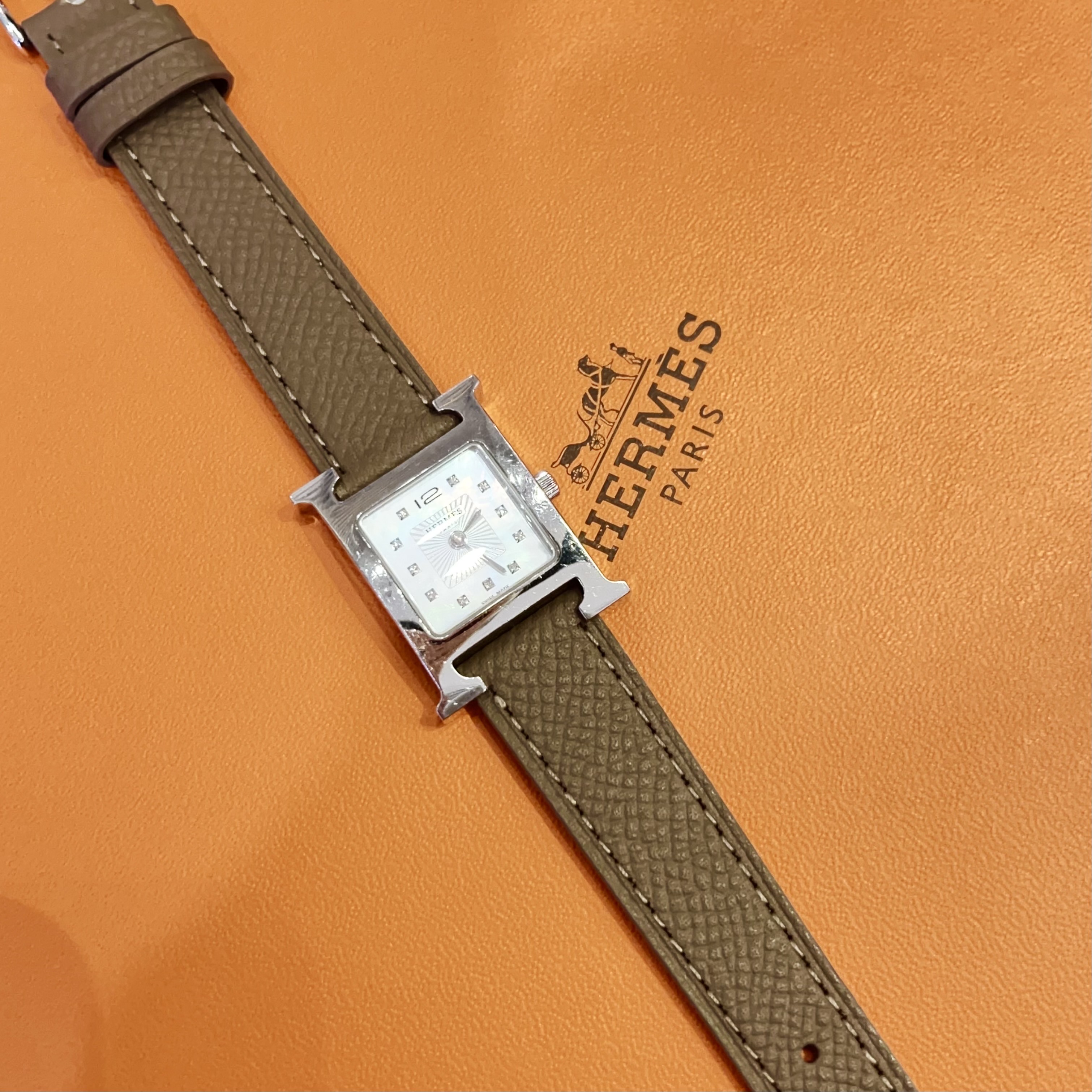 99新 Hermes/爱马仕 7姐专场/heure H系列石英腕表