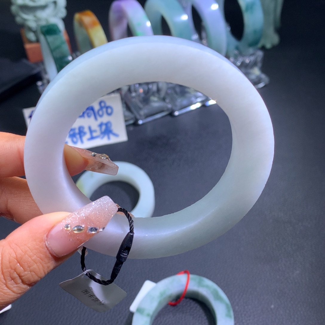 定制翡翠正未镶嵌