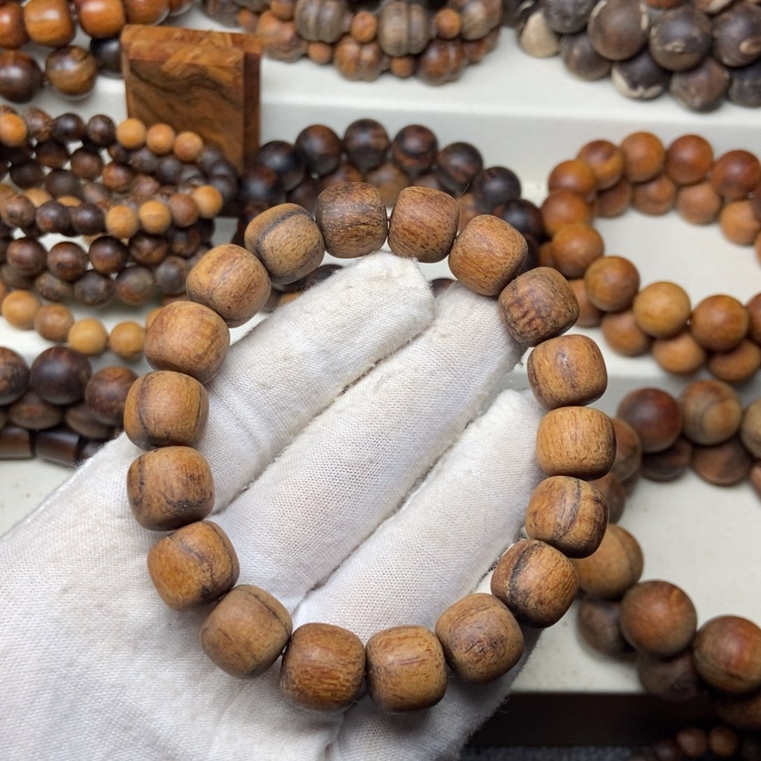 贡木福利1213老型珠手串