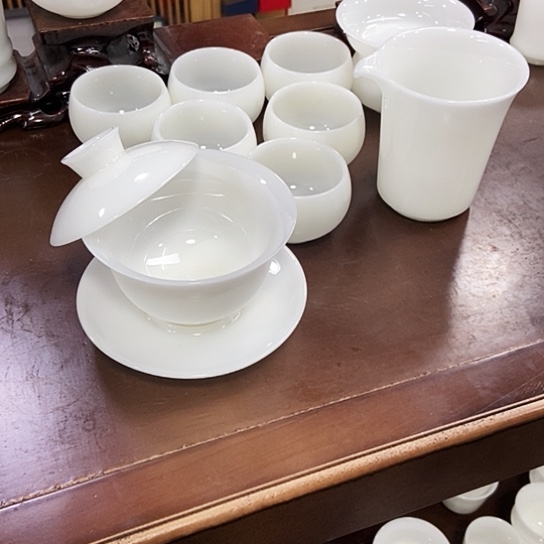 璞玉元宝盖碗套组