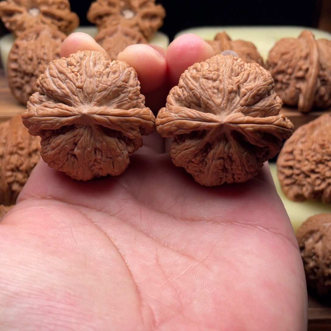 文玩核桃吊坠42全品球形大粗筋