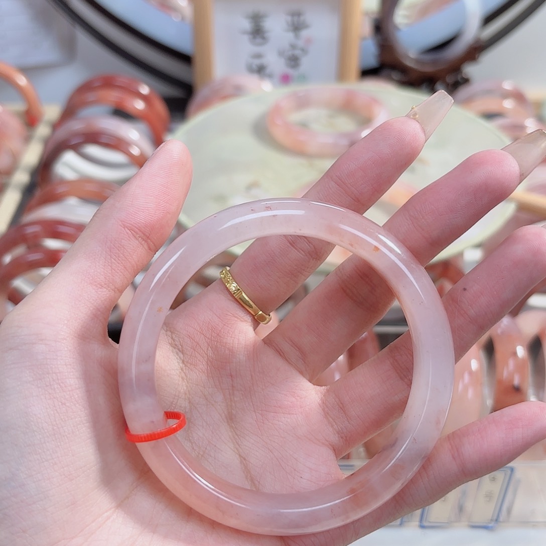 石英质玉手镯未镶嵌心*妳