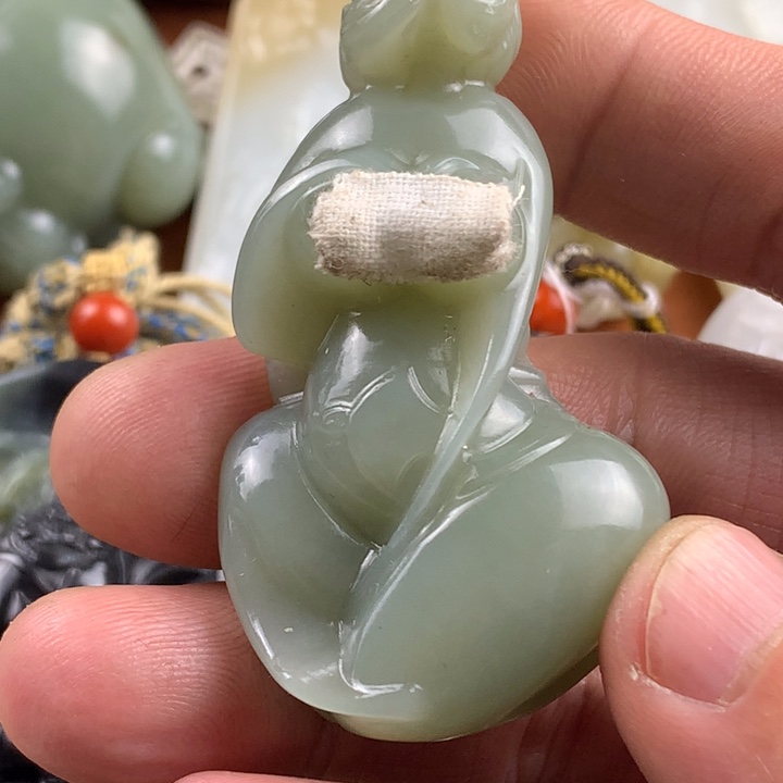 和田玉颈饰未镶嵌漫***，