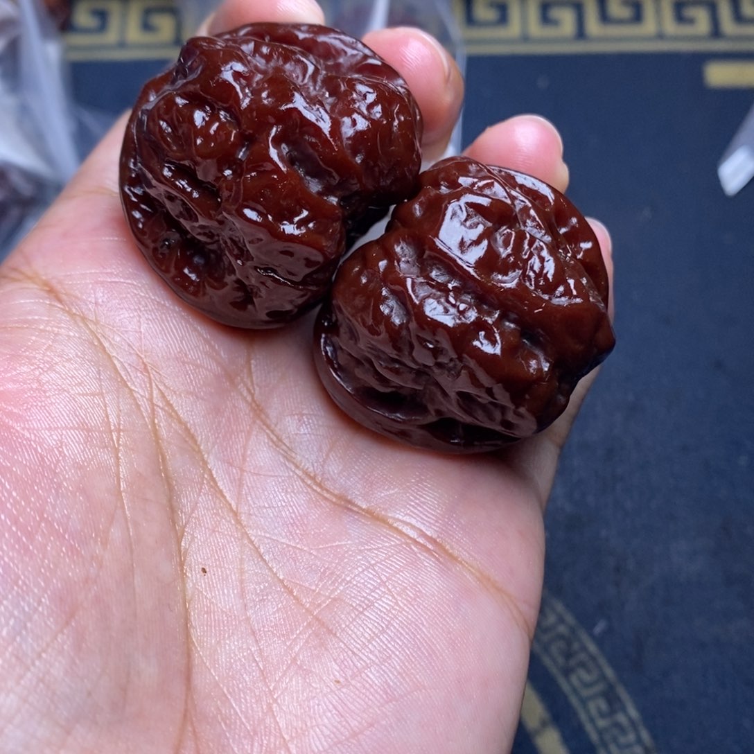 文玩核桃吊坠蛤蟆头37 肚40 