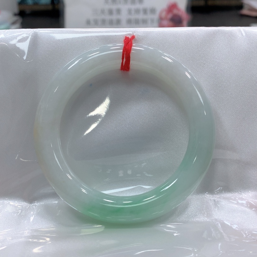 【闪购商品】翡翠手镯未镶嵌翡翠