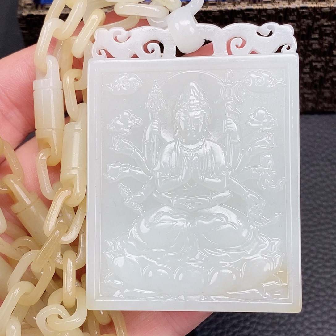 和田玉未镶嵌颈饰