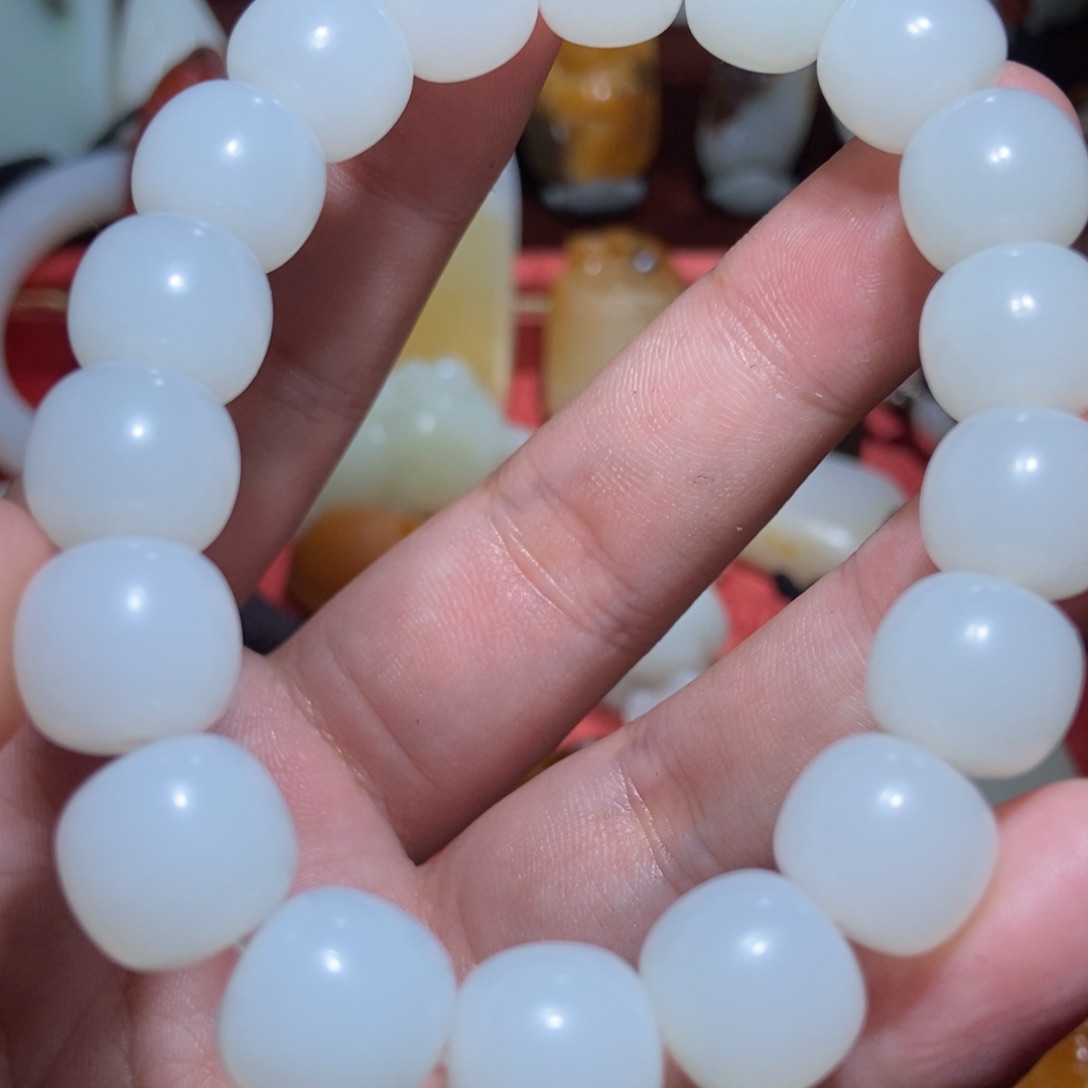 和田玉颈饰未镶嵌有***头