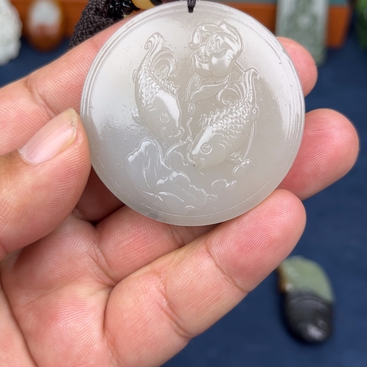 和田玉颈饰未镶嵌