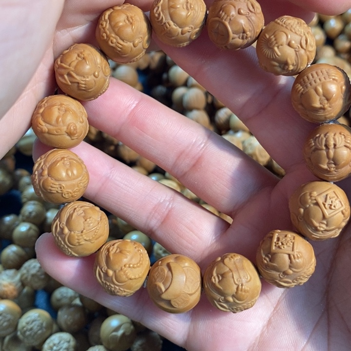 猴头核桃吊坠16龙财神