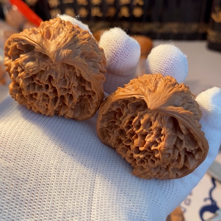 文玩核桃吊坠44鹰蛇