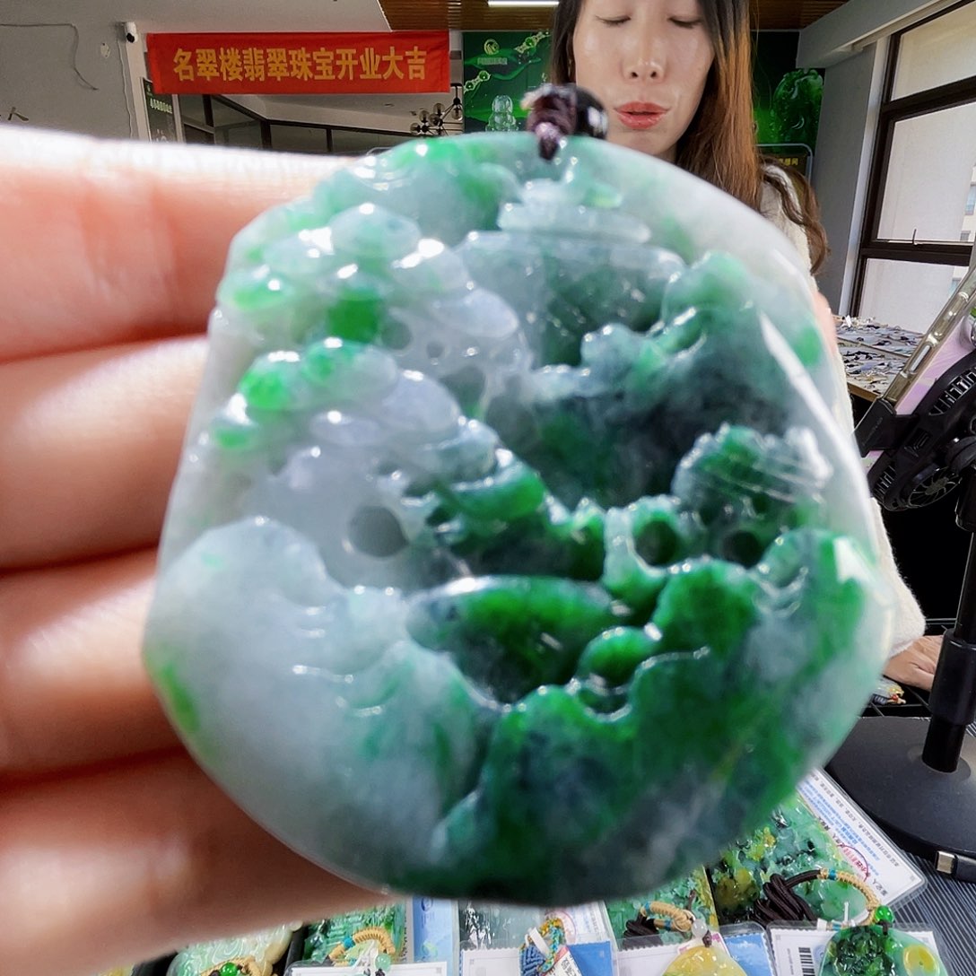 颈饰未镶嵌翡翠翡翠