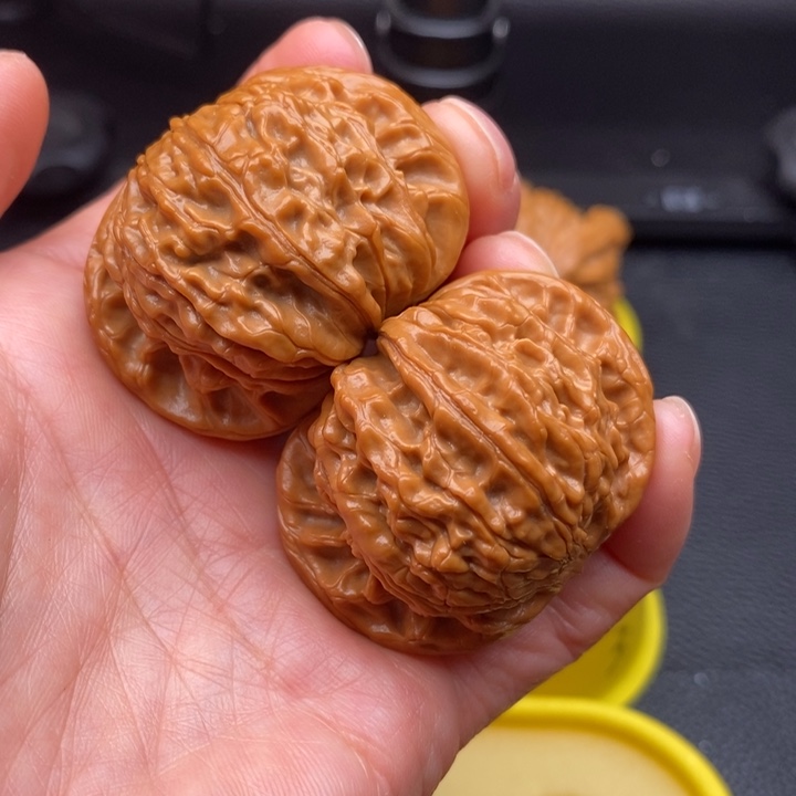 文玩核桃吊坠江**樵磨盘