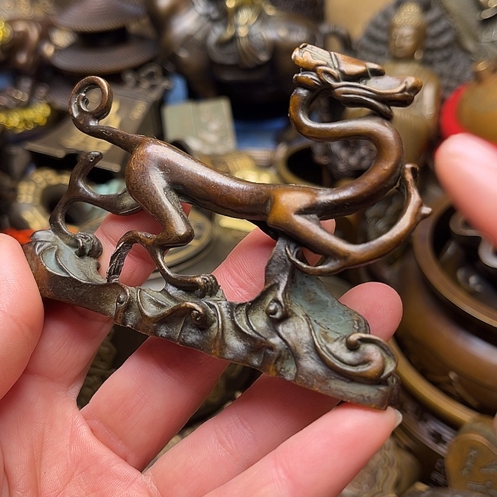 精美铜器批发档口