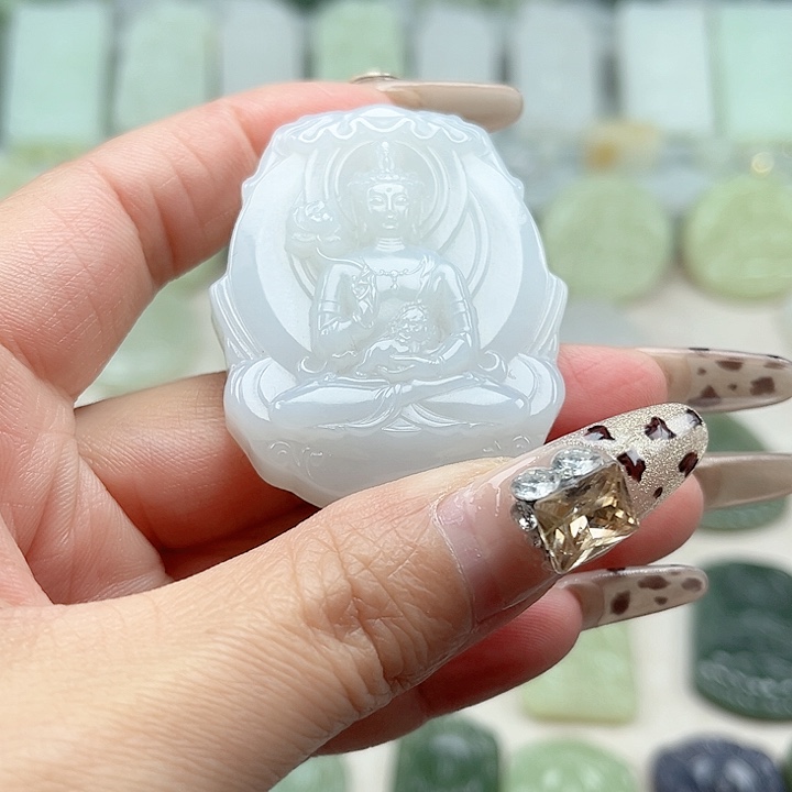 和田玉未镶嵌颈饰