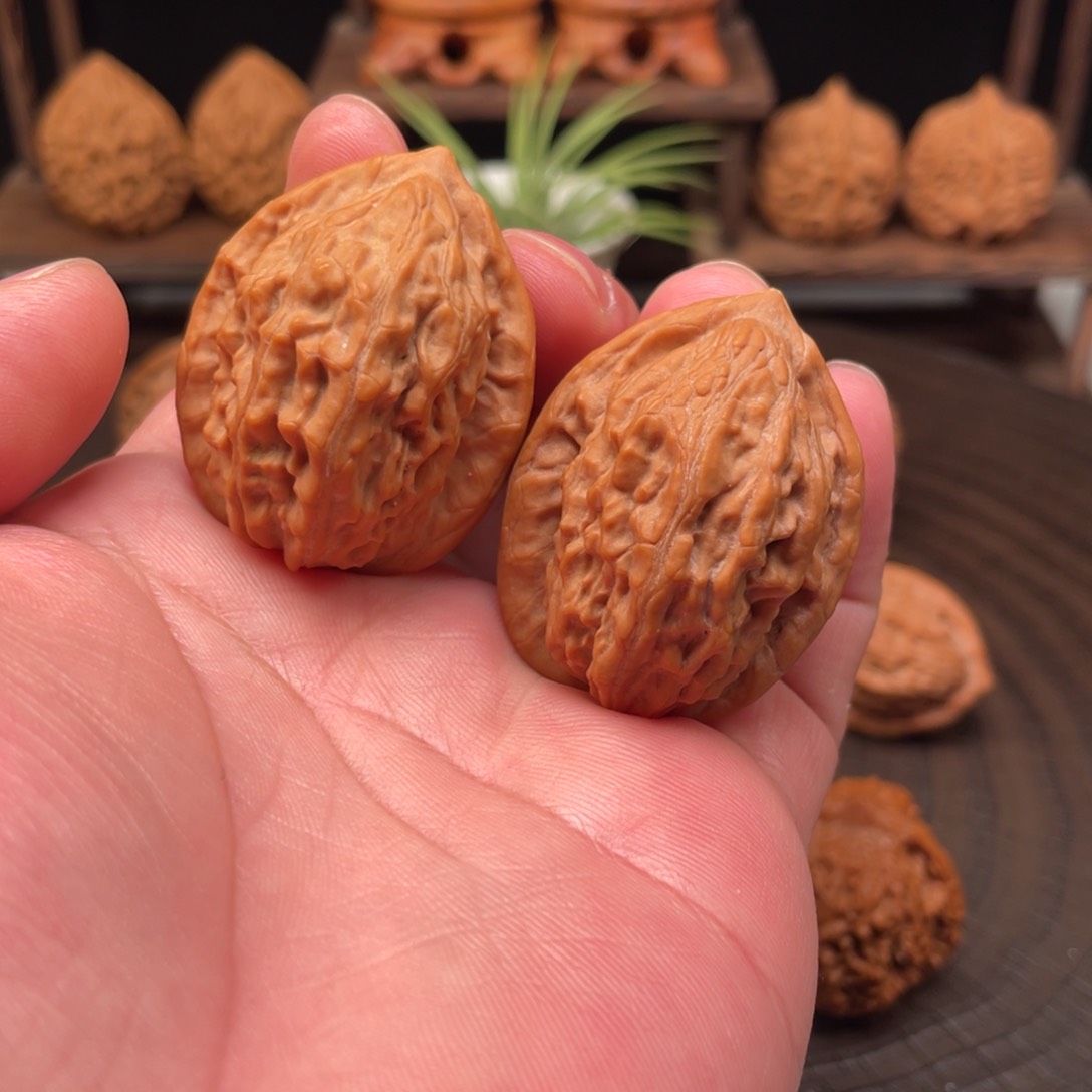 文玩核桃把件大红袍