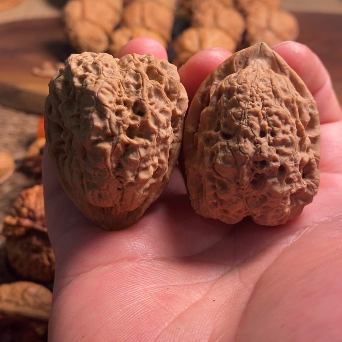 文玩核桃把件通天塔大疙瘩