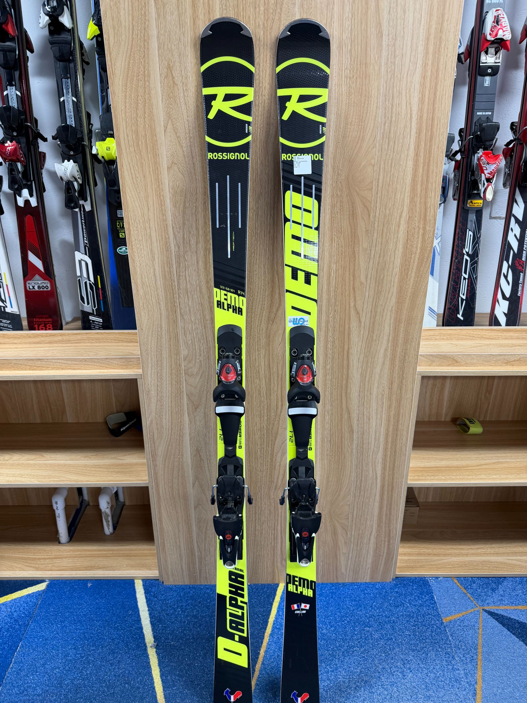 172民用竞技小回转双板滑雪板