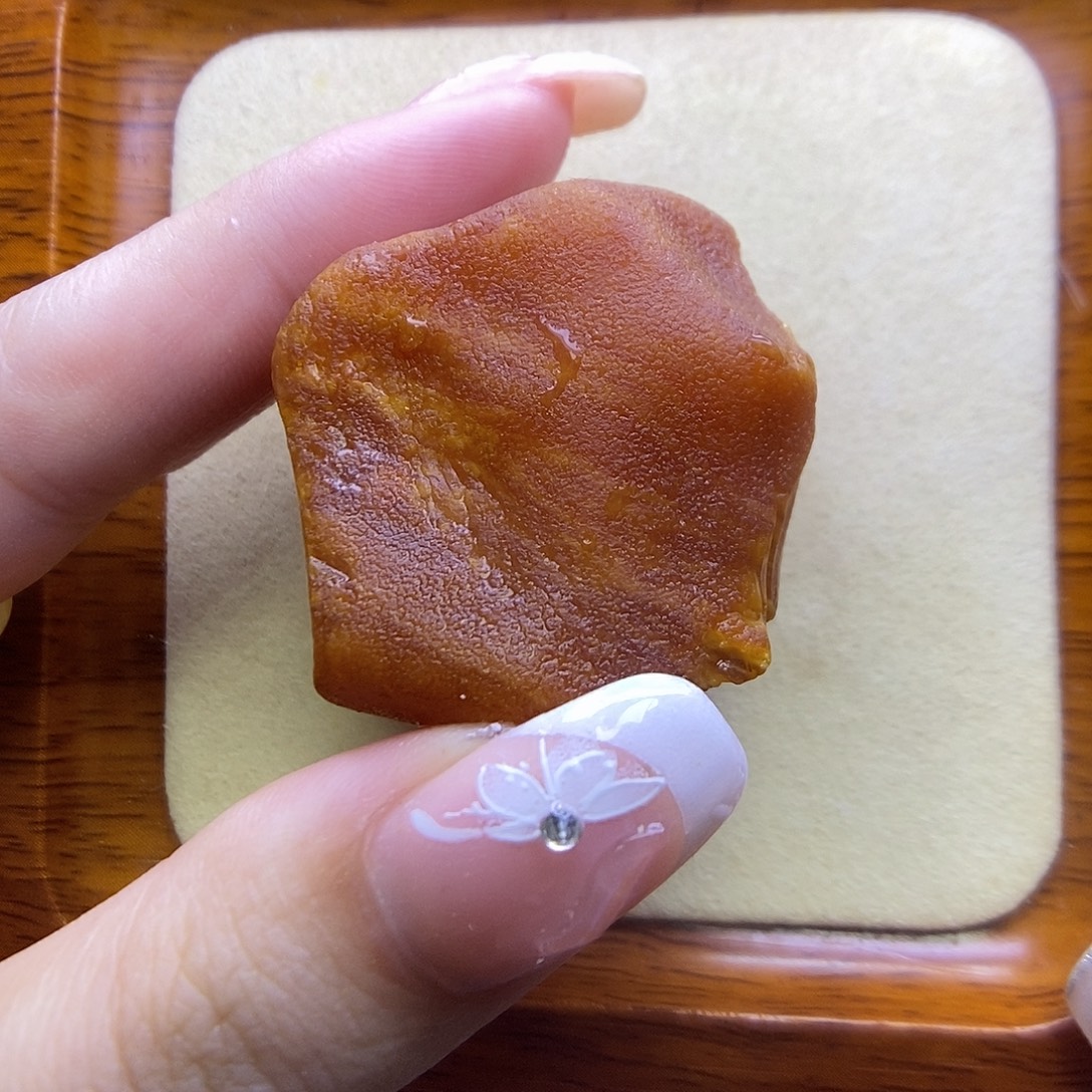 未镶嵌定制琥珀虎皮纹珠子 陈