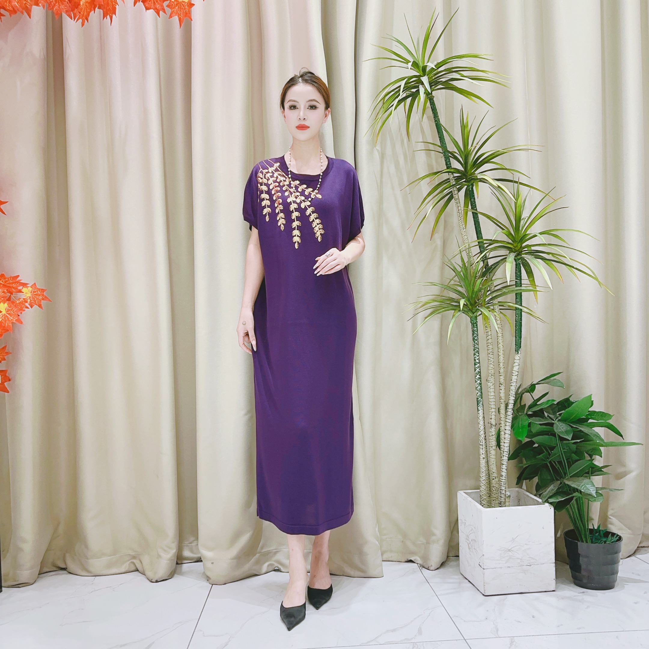 9507紫金叶子提花针织连衣裙收腰显瘦设计师优雅时尚轻奢气质