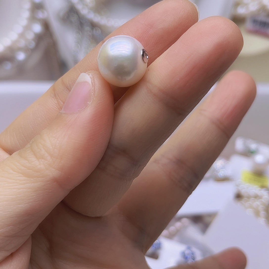 淡水珍珠吊坠或者耳钉银S925镶嵌