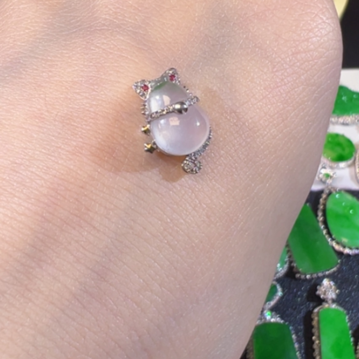 【闪购商品】翡翠颈饰18K金镶嵌缅甸翡翠葫芦