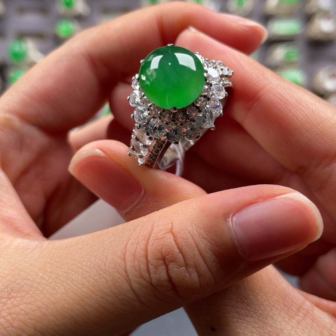 定制翡翠未镶嵌翡翠