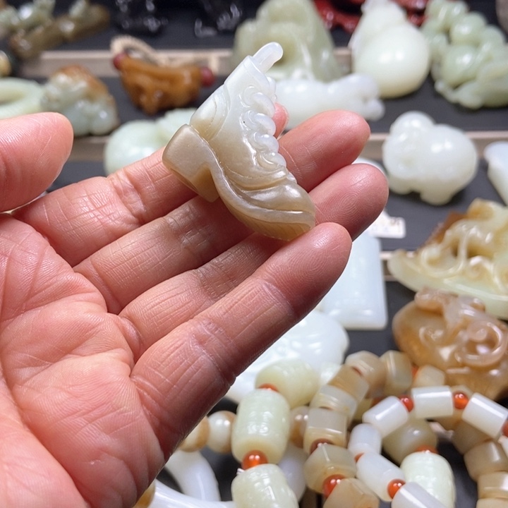 和田玉挂件未镶嵌