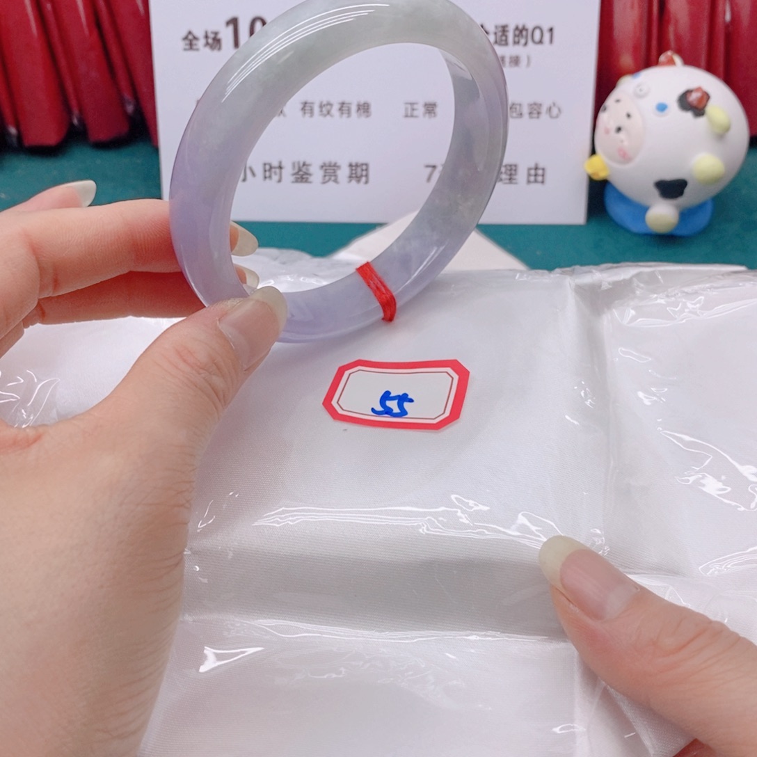 翡翠手镯未镶嵌执***来5555555