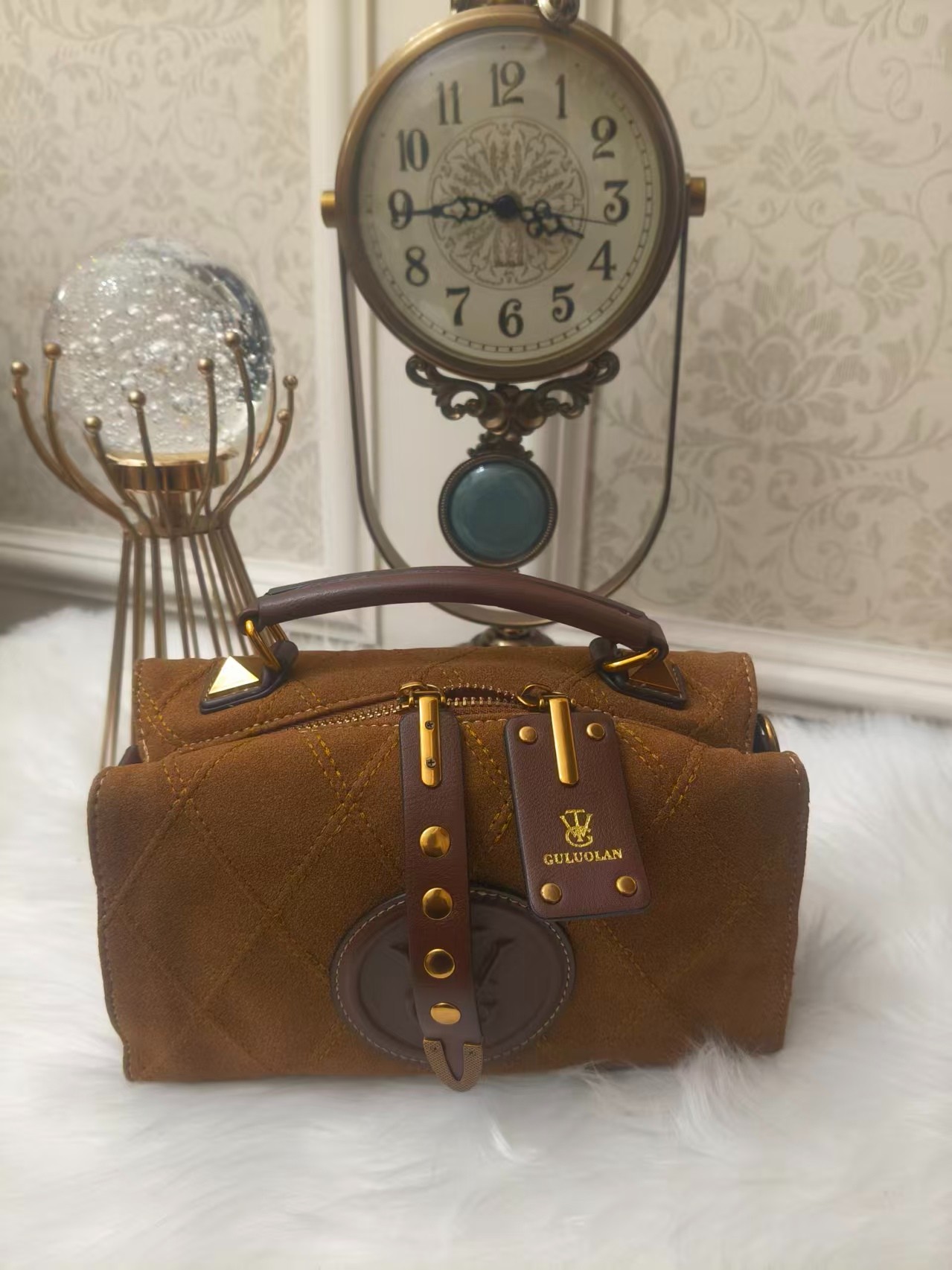 新款时尚百搭轻奢潮流简约手提女包气质