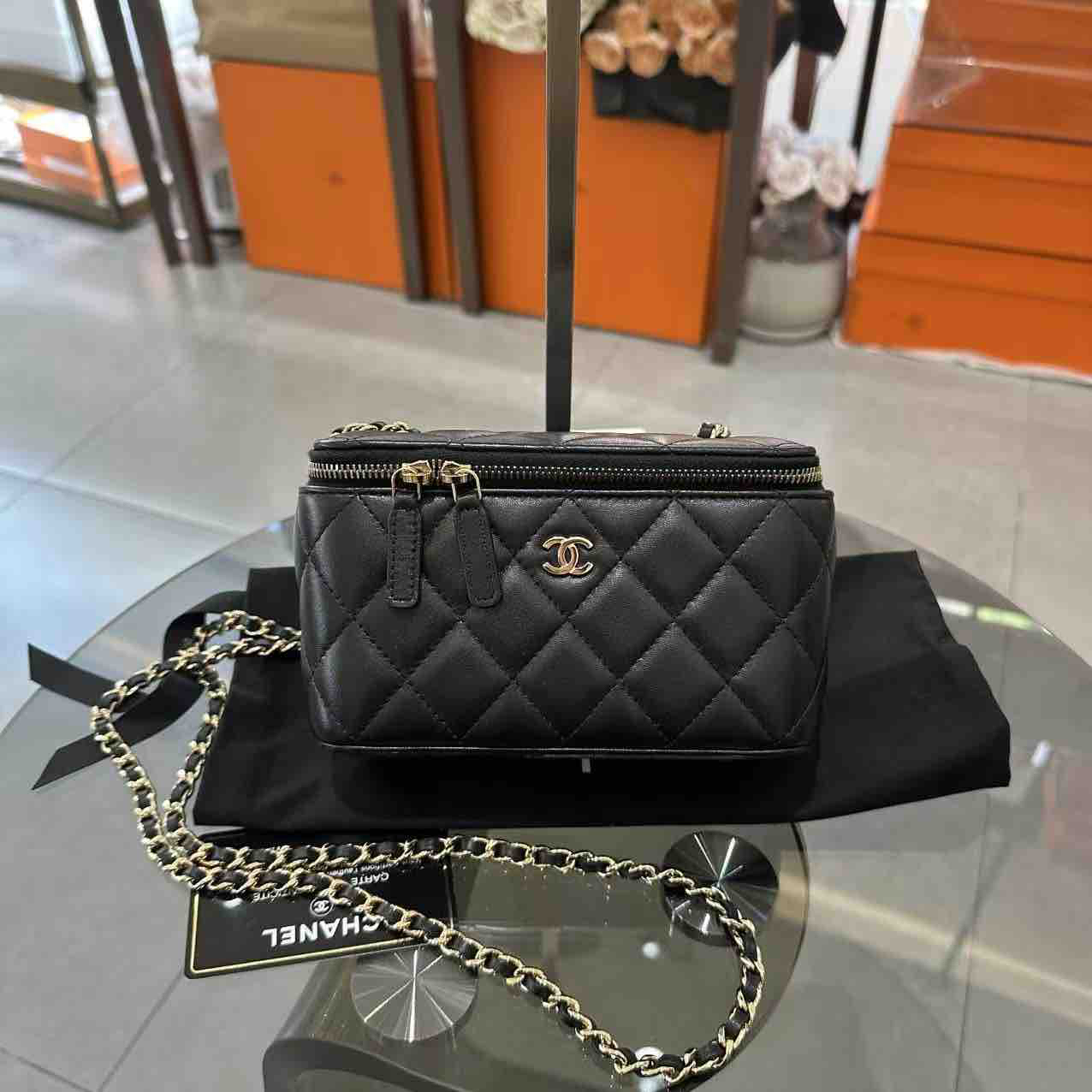 未使用 Chanel/香奈儿 Chanel黑金长盒子包 羊皮 US512822