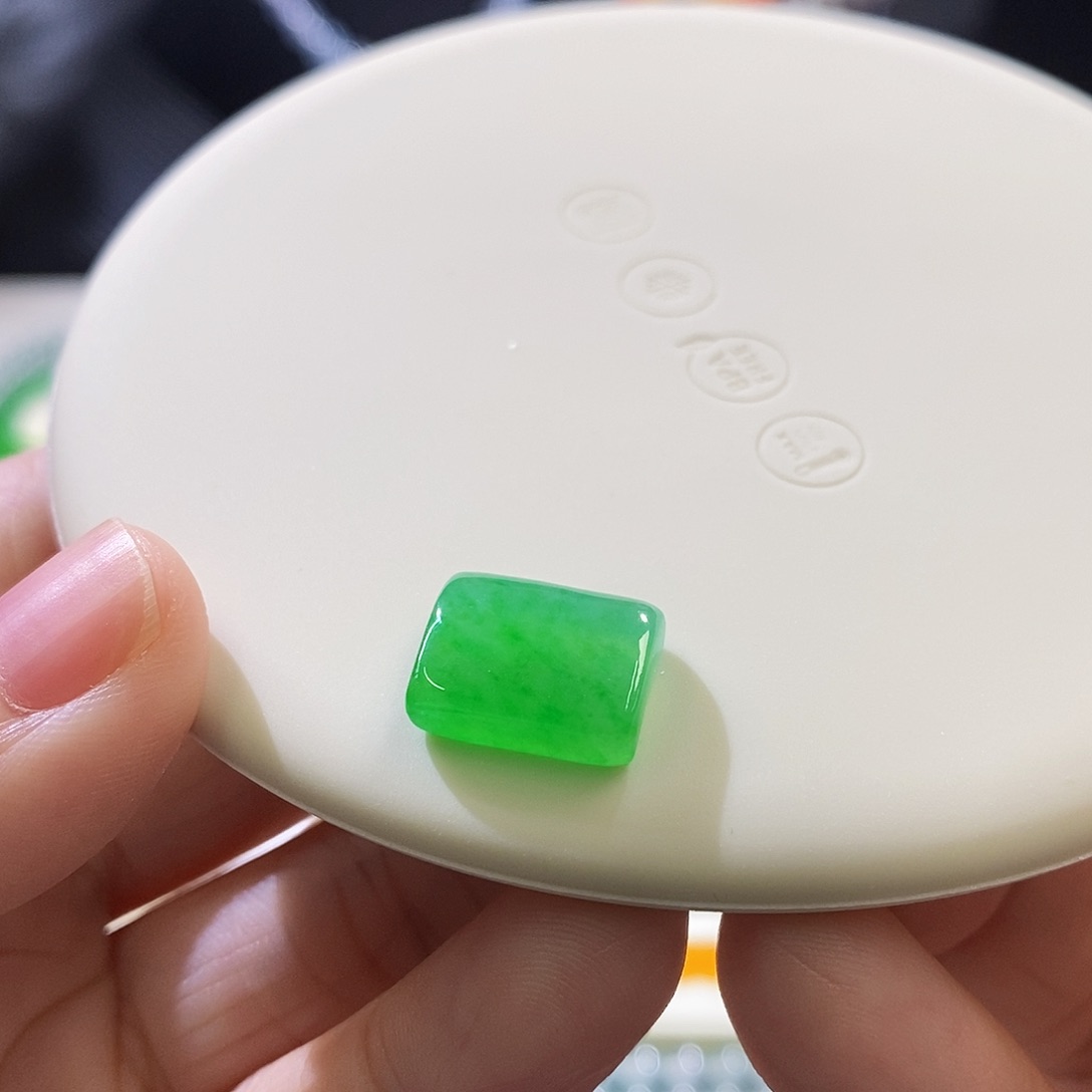 未镶嵌挂件翡翠方牌