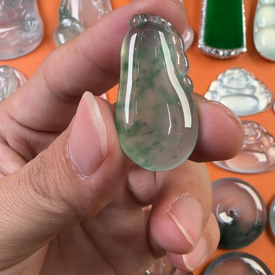 定制翡翠未镶嵌天然