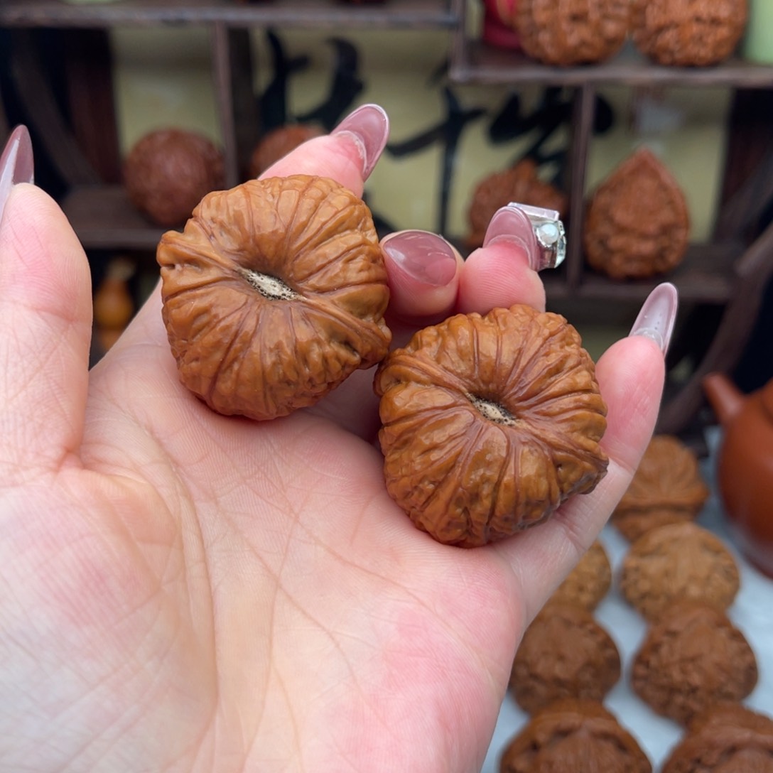 桃核把件老*、文玩核桃，南瓜墩