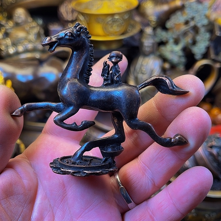 精美铜器精美铜器 