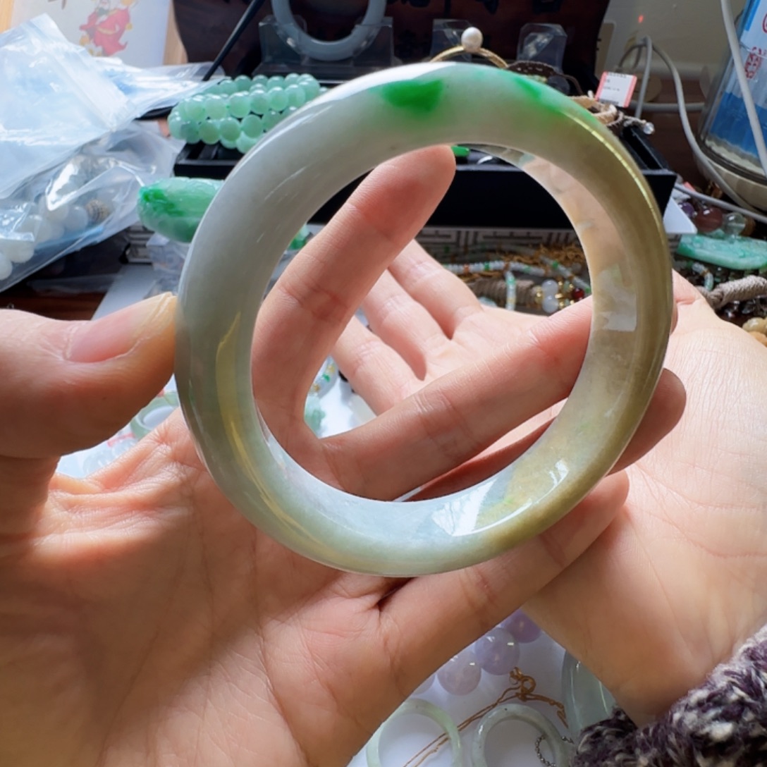 G***k翡翠未镶嵌手镯翡翠460