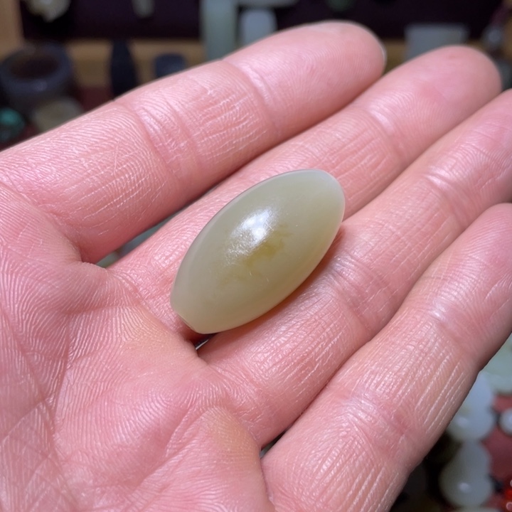 和田玉吊坠(不含链)未镶嵌小**。