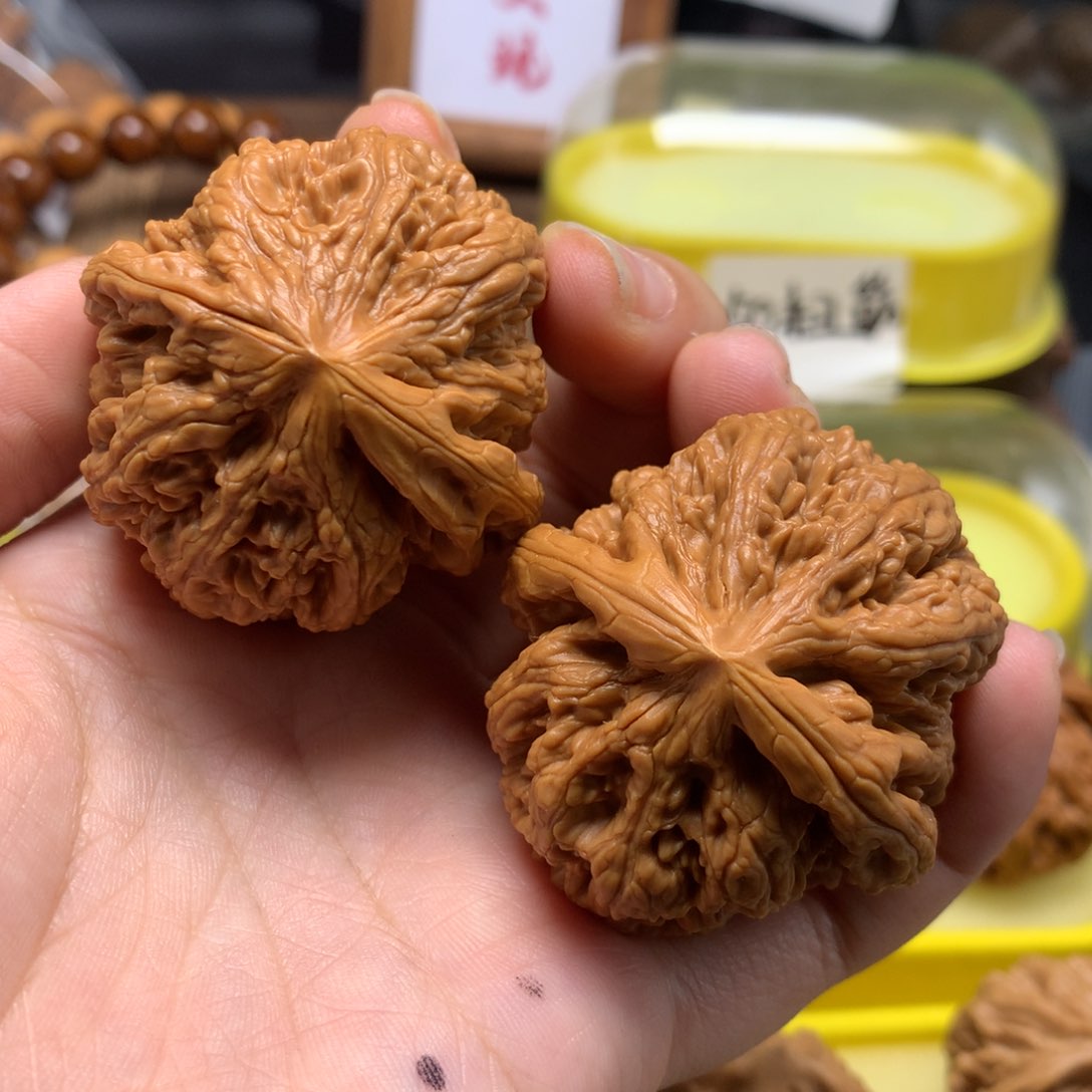 文玩核桃把件43粗筋