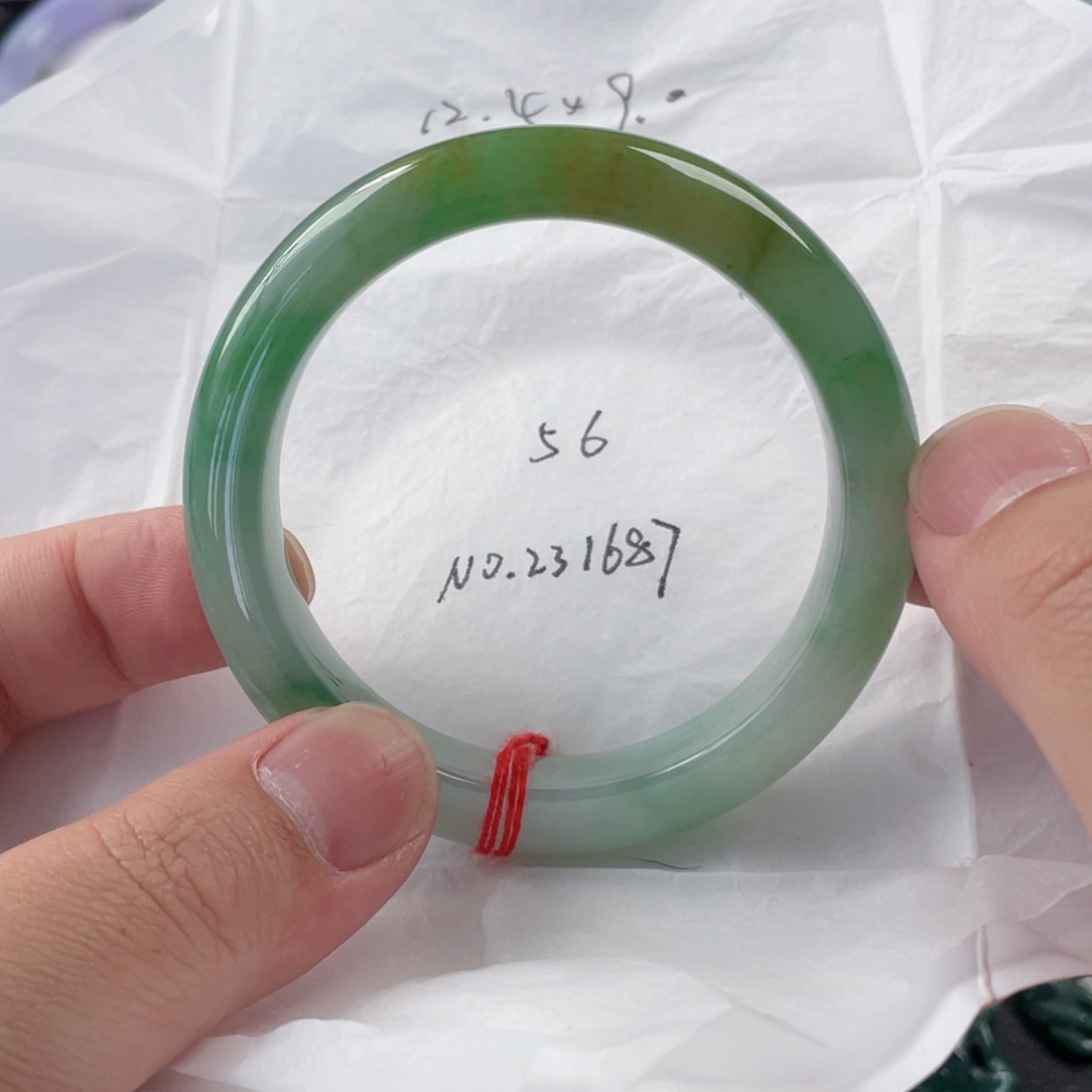 翡翠手镯未镶嵌56正圈