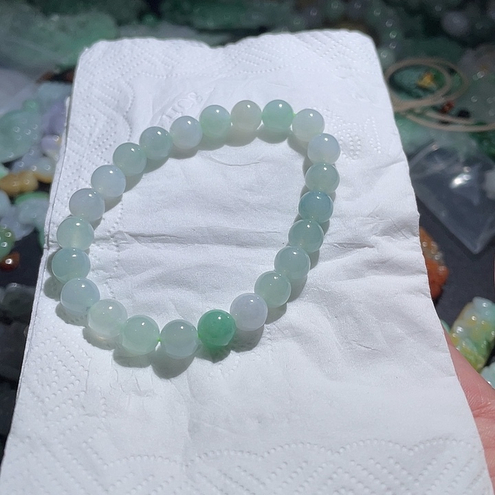 颈饰未镶嵌翡翠天